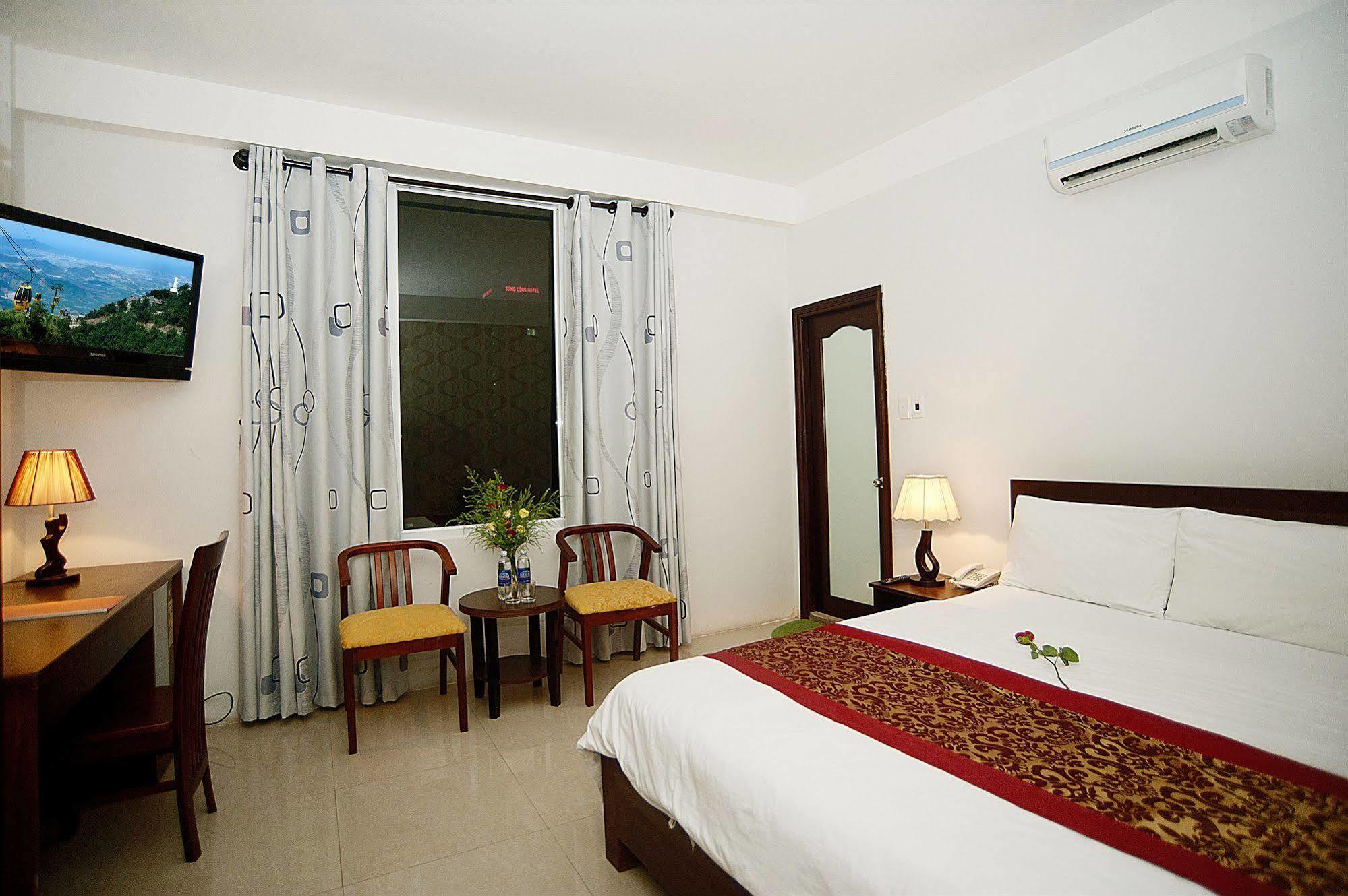 บิน สตาร์ โฮเต็ล ดานัง Hotel ภายนอก รูปภาพ