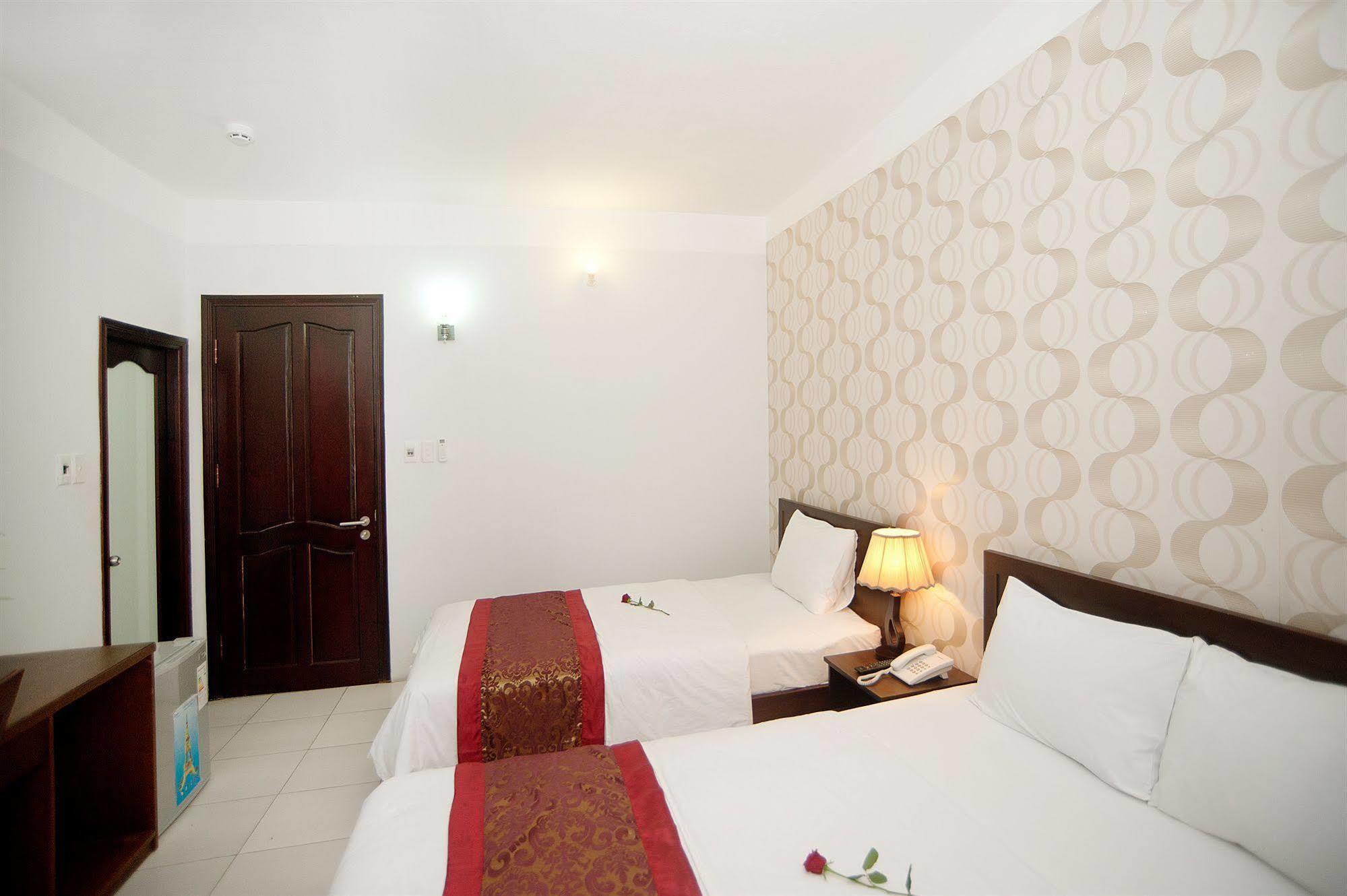 บิน สตาร์ โฮเต็ล ดานัง Hotel ภายนอก รูปภาพ